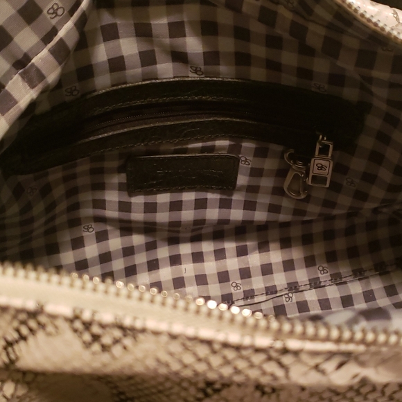 Jessica Simpson shoulder bag - Picture 5 of 5